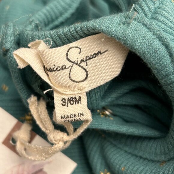 NWT Jessica Simpson Green Romper w/Gold Stars Size 3-6 Months - Picture 2 of 14